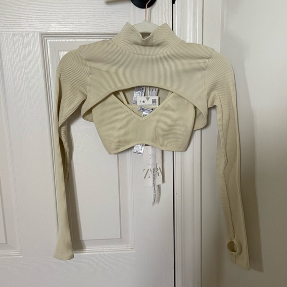 Zara Limitless Contour Set - New! - Picture 2 of 12